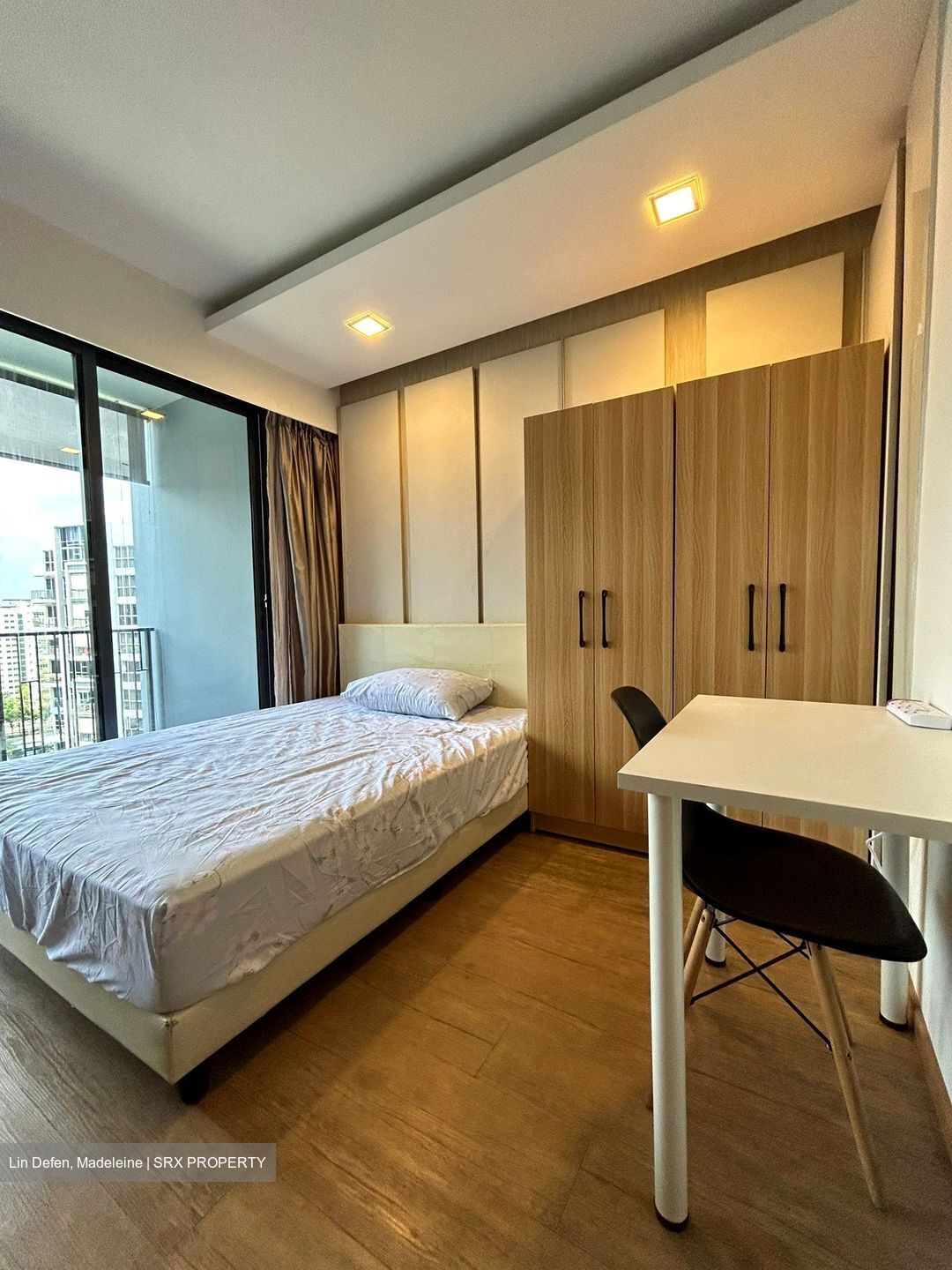 Prive (D19), Condominium #559600551
